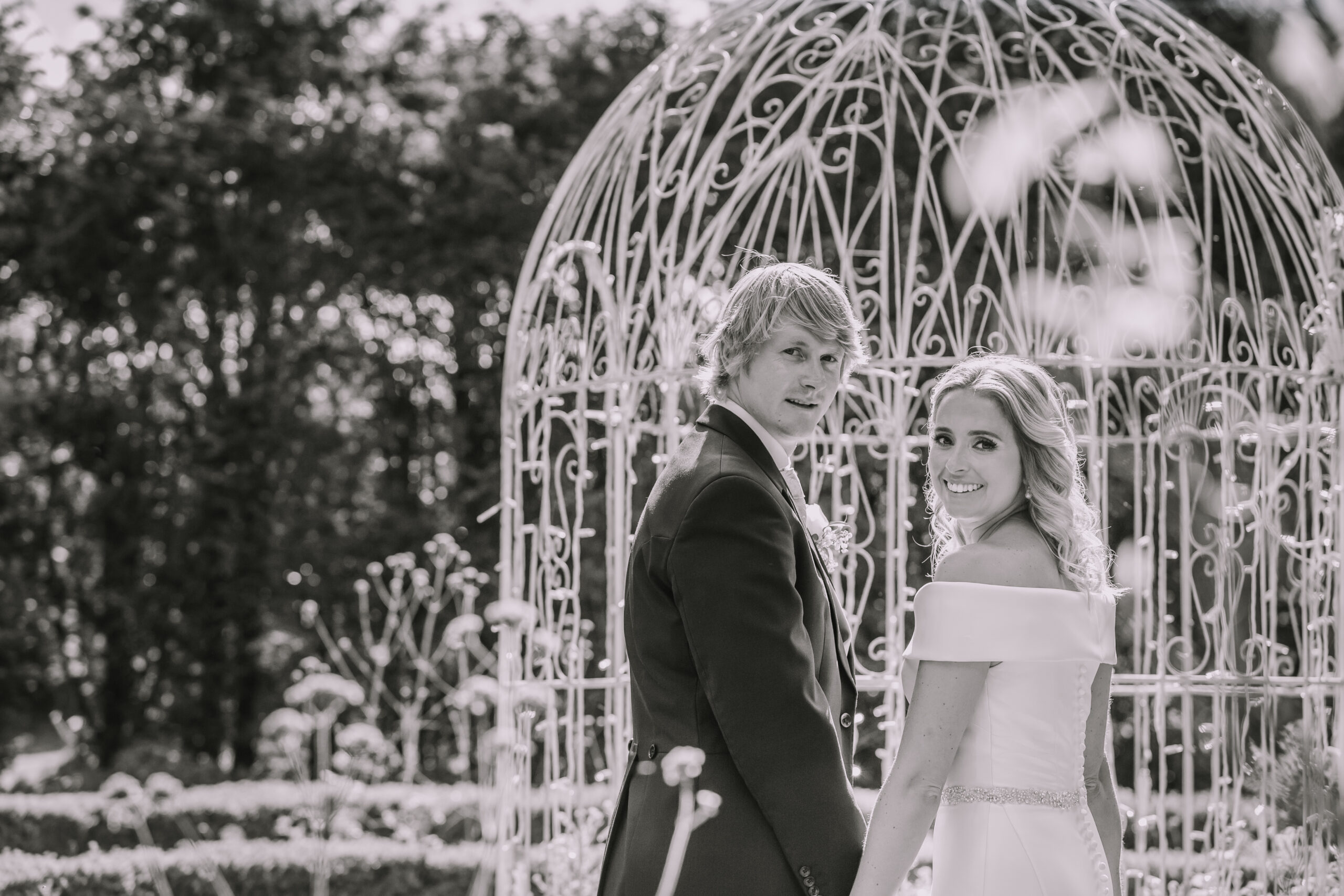 Bride and groom at the Ravenswood